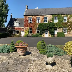 Dalton House Bed & Breakfast